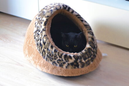 Plyšová kukaňa - LEO soft hnedá/leopard 35 x 26 x 41 cm, Trixie