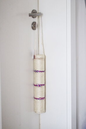 Závesné škrabadlo - valec 45cm, Tatrapet
