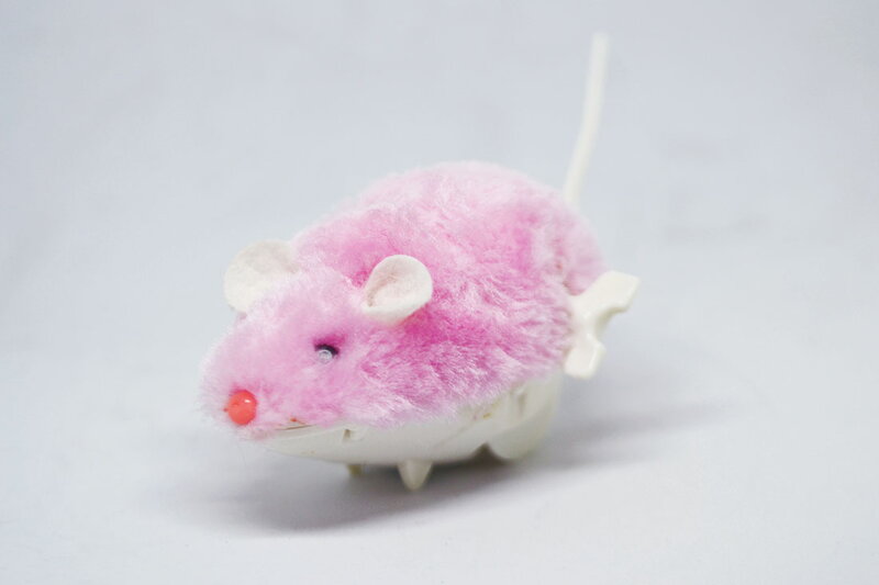 Naťahovacia myš na kľúčik MARSHMALLOW, Tommi Naťahovacia myš na kľúčik MARSHMALLOW, Tommi